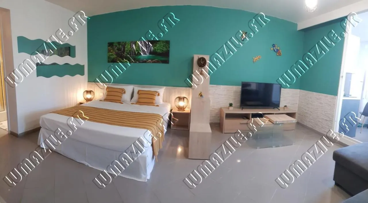 Le Gosier - Superbe Appartement Refait A Neuf, Bord De Mer Et Vue Mer 0*, Le Gosier (Grande-Terre) Guadeloupe