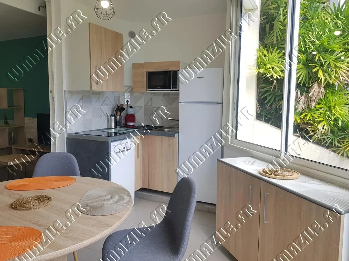 Le Gosier - Superbe Appartement Refait A Neuf, Bord De Mer Et Vue Mer גוואדלופ